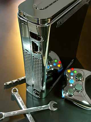 Illustration for article titled XCM Chrome Xbox 360, From Drab to Fab(ricated)